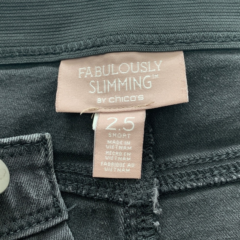 Chico’s Jeans Fabulously Slimming Black Size 14 Short - Picture 2 of 14